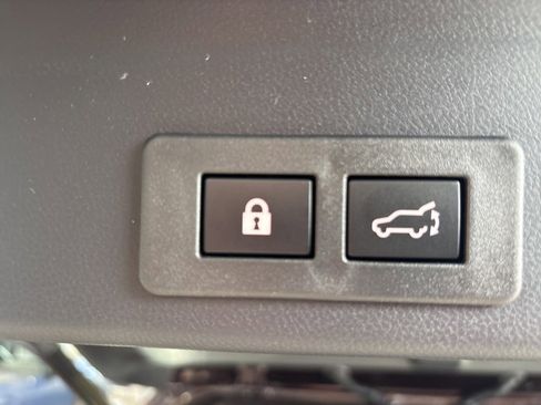 New 2026 Subaru Ascent Touring image 10