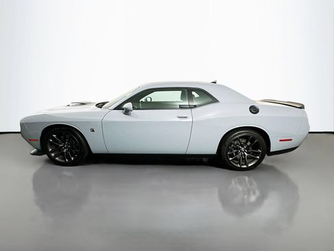 Used 2021 Dodge Challenger R/T Scat Pack w/ Shaker Package RWD image 4