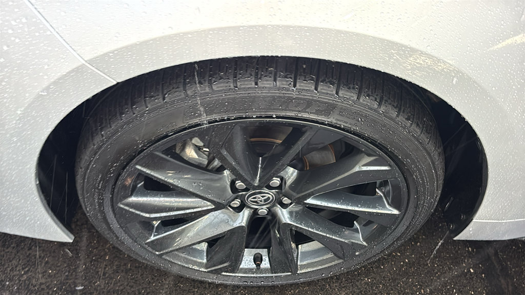 Used 2025 Toyota Corolla SE FWD image 34