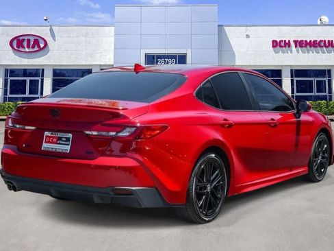 Used 2025 Toyota Camry SE w/ Multimedia Upgrade Package FWD image 4