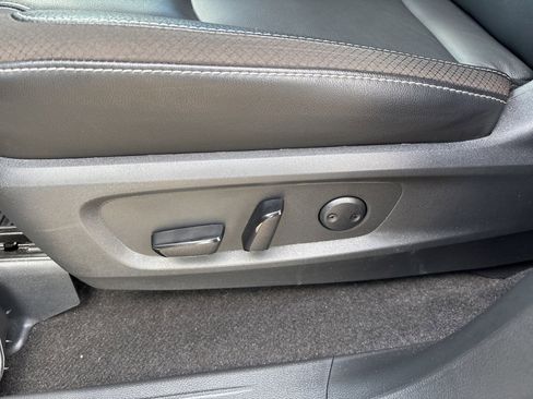 Used 2024 Nissan Pathfinder SL w/ Cargo Package image 23