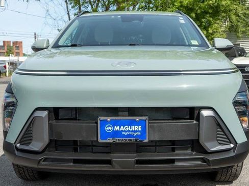 Used 2024 Hyundai Kona SEL w/ Convenience Package AWD/4WD image 3