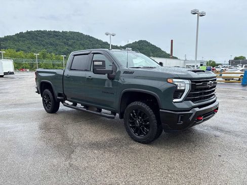 Used 2025 Chevrolet Silverado 2500 LTZ w/ Trail Boss Package AWD/4WD image 42