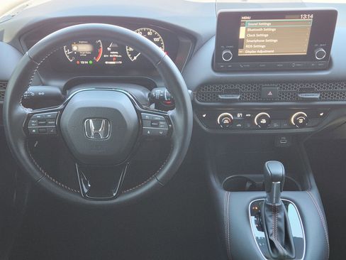 Used 2025 Honda HR-V Sport image 27