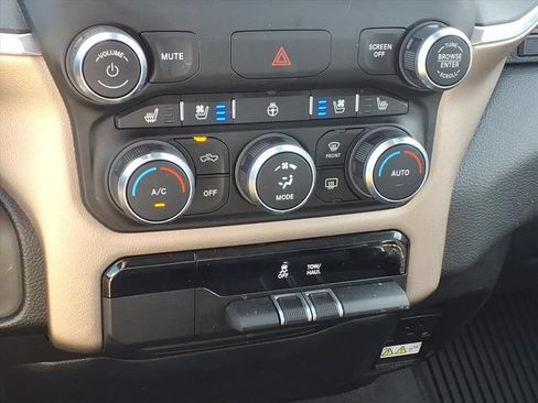 Used 2022 RAM 1500 Laramie AWD/4WD image 27