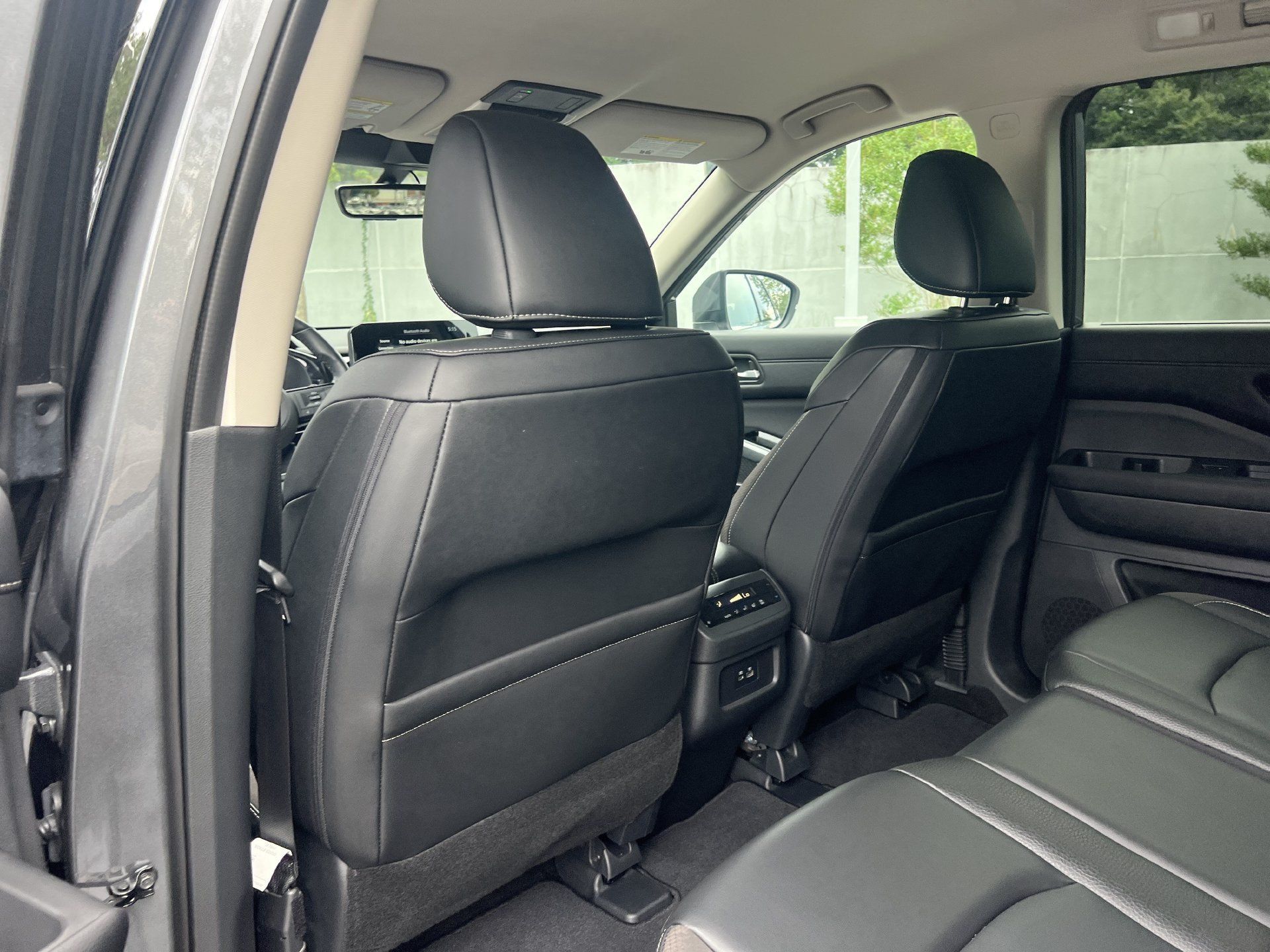 Certified 2024 Nissan Pathfinder SL AWD/4WD image 17