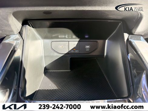 New 2026 Kia Sorento LX FWD image 30