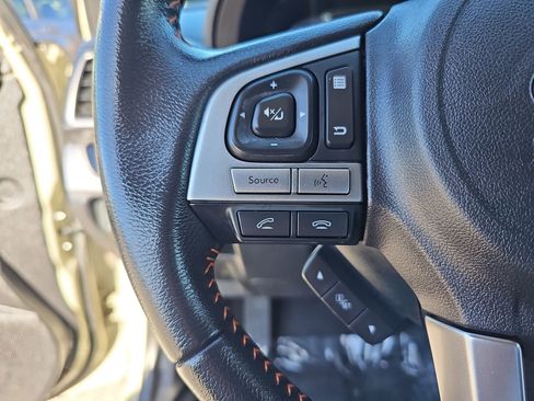 Used 2017 Subaru Crosstrek 2.0i Limited image 16