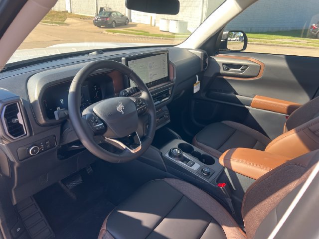 New 2026 Ford Bronco Sport Outer Banks w/ Outer Banks Tech Package+ AWD/4WD image 17