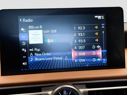 Used 2021 Lexus IS 300 w/ Comfort Package RWD image 9
