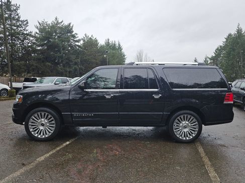 Used 2016 Lincoln Navigator L Reserve image 4