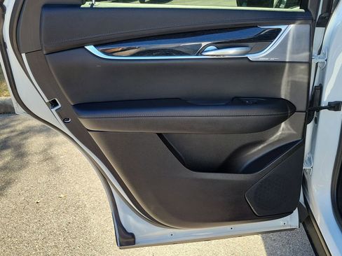 Used 2025 Cadillac XT5 Premium Luxury image 20