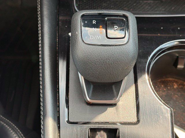 Used 2021 Nissan Rogue Platinum AWD/4WD image 26