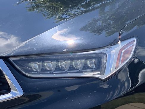 Used 2018 Acura TLX V6 SH-AWD w/ Technology Pkg image 6