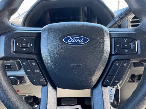 Used 2022 Ford F550 4x4 Regular Cab Super Duty image 17