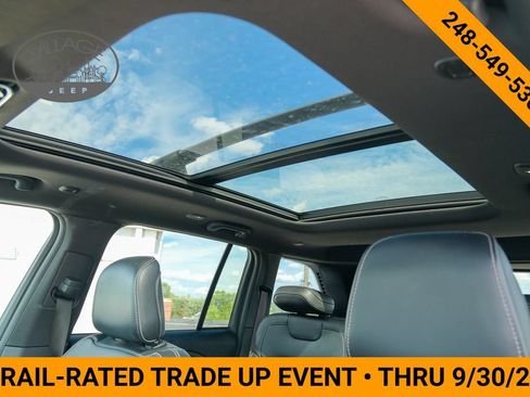 Used 2023 Jeep Grand Cherokee Overland AWD/4WD image 20