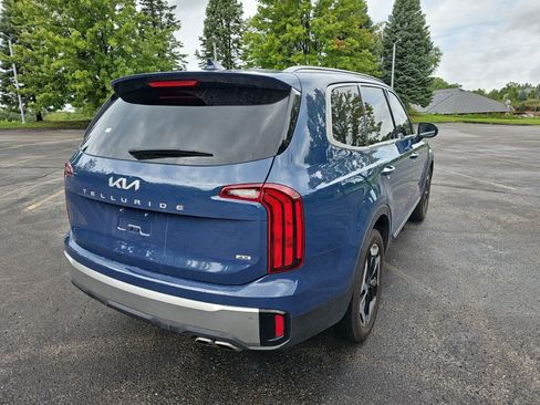 Used 2023 Kia Telluride S AWD/4WD image 6