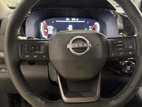 New 2026 Nissan Pathfinder SL AWD/4WD image 10