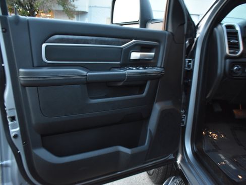 Used 2024 RAM 2500 Big Horn w/ Bed Utility Group image 13