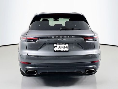 Used 2020 Porsche Cayenne AWD/4WD image 7