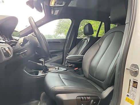 Used 2019 BMW X1 sDrive28i w/ Convenience Package FWD image 2