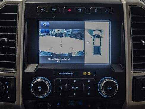 Used 2020 Ford F250 Lariat w/ Tremor Off-Road Package AWD/4WD image 21