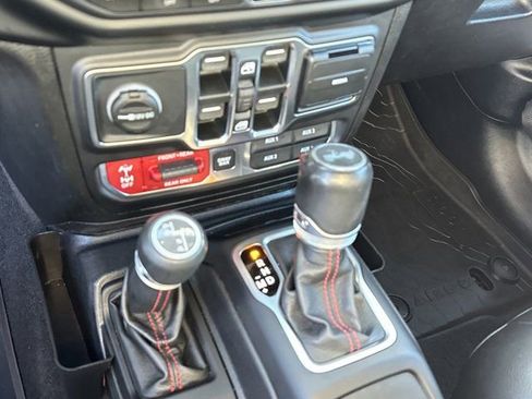 Used 2020 Jeep Wrangler Unlimited Rubicon image 35