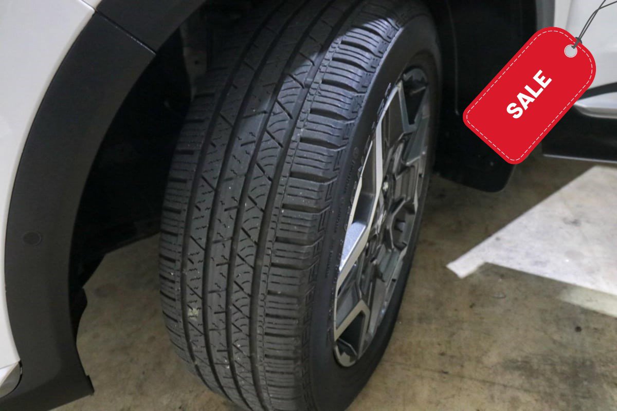 Used 2022 Hyundai Santa Fe Limited AWD/4WD image 9