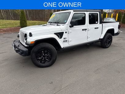 Used 2023 Jeep Gladiator Sport