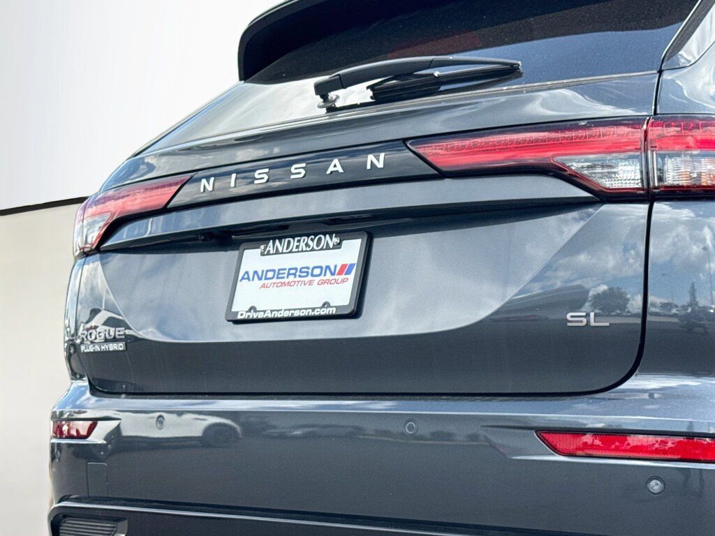 New 2026 Nissan Rogue SL AWD/4WD image 14
