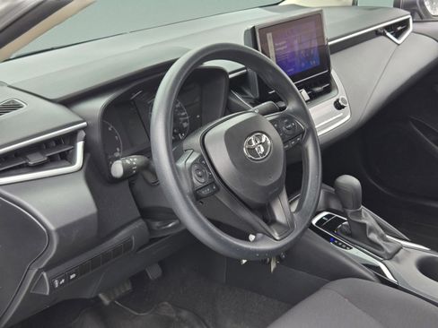 Used 2024 Toyota Corolla LE FWD image 12