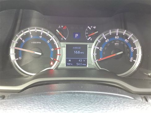 Used 2019 Toyota 4Runner TRD Off-Road Premium image 19