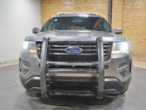 Used 2017 Ford Explorer 4WD Police Interceptor image 4