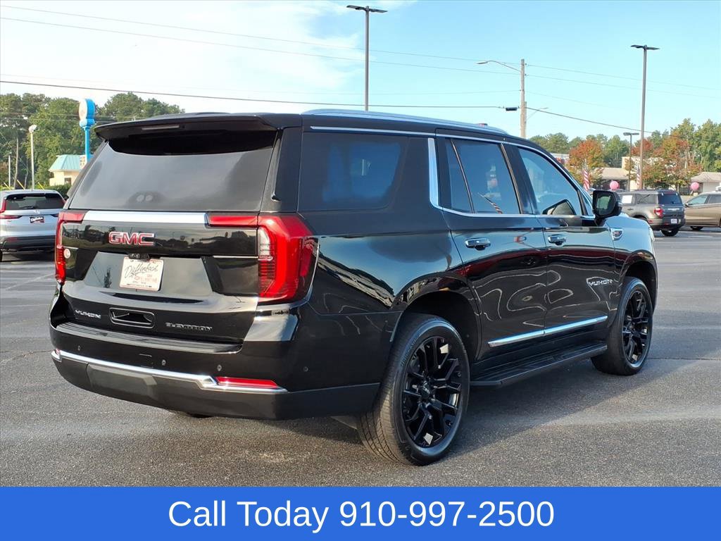 Used 2025 GMC Yukon Elevation w/ Elevation Premium Package AWD/4WD image 6