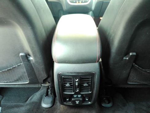 Used 2016 Dodge Durango R/T w/ Technology Group AWD/4WD image 30