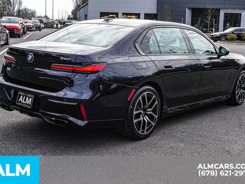 Used 2024 BMW 760i xDrive 760i xDrive image 6