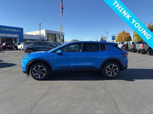 New 2026 Chevrolet Equinox EV LT image 4