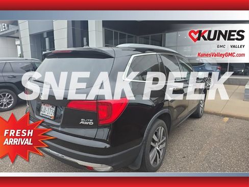 Used 2017 Honda Pilot Elite image 6