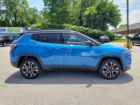 Used 2022 Jeep Compass Limited AWD/4WD image 3