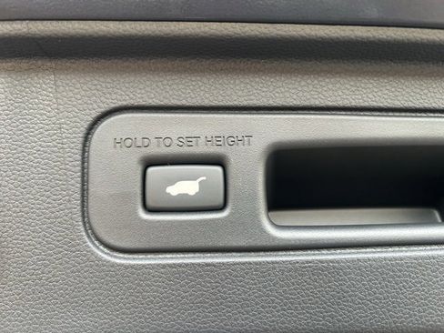 Certified 2025 Honda Pilot EX-L image 14