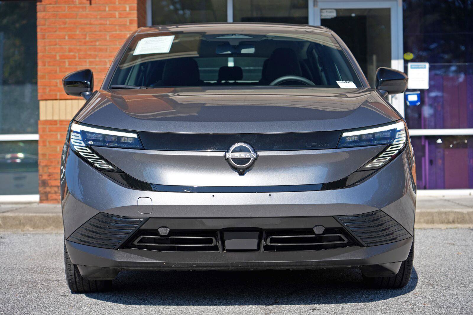 Used 2026 Nissan Leaf w/ Floor Mat Package (S+) FWD image 8
