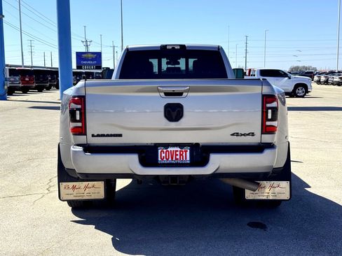 Used 2024 RAM 3500 Laramie w/ Night Edition image 8