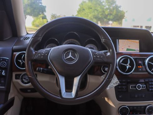 Used 2013 Mercedes-Benz GLK 350 2WD w/ Premium 1 Pkg image 28