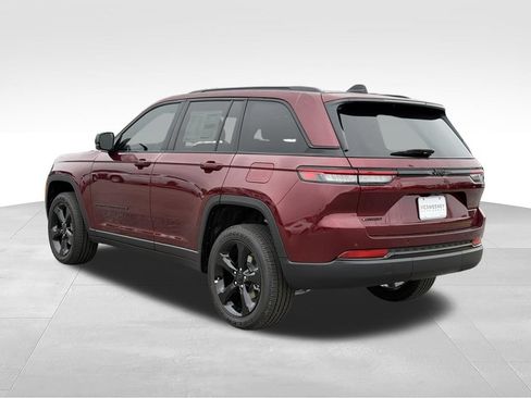 New 2025 Jeep Grand Cherokee Altitude RWD image 3