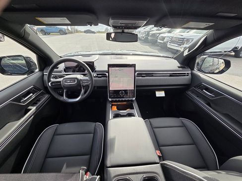 New 2026 GMC Sierra EV Elevation image 24