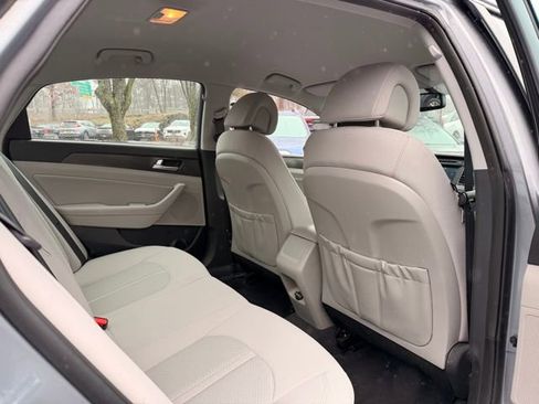Used 2016 Hyundai Sonata Sport image 5