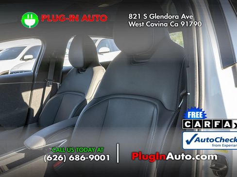 Used 2024 Lucid Air Touring image 9