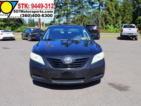 Used 2009 Toyota Camry XLE FWD image 12