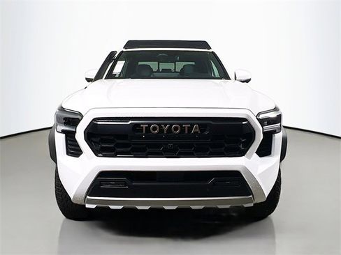 New 2025 Toyota Tacoma 4x4 Double Cab Hybrid image 7