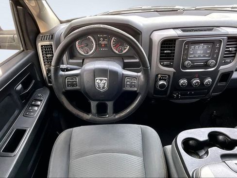 Used 2017 RAM 1500 Express image 5